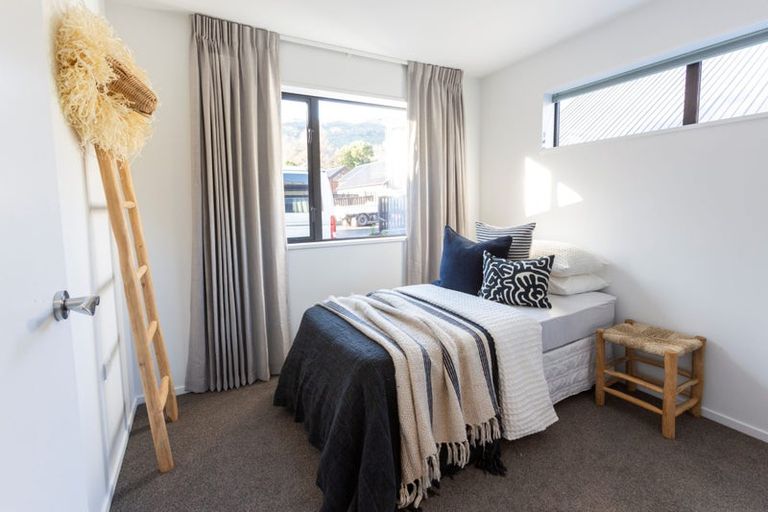 Photo of property in 4/11 Truscotts Road, Heathcote Valley, Christchurch, 8022