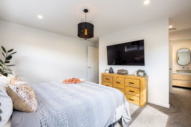 Photo of property in 3/20b Gordon Street, Glen Avon, New Plymouth, 4312