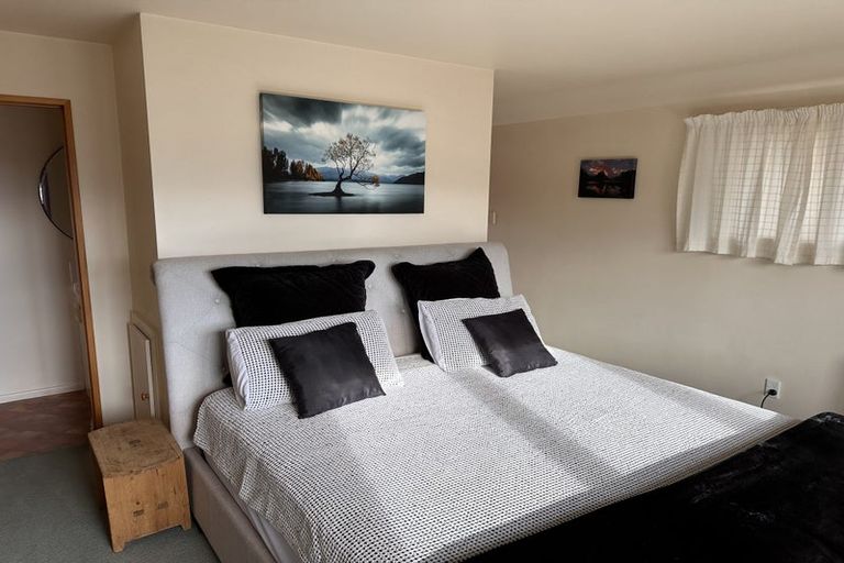 Photo of property in 35a Upton Street, Wanaka, 9305