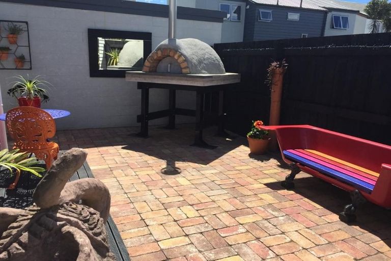 Photo of property in St Georges Court, 2/100 Mcalister Street, Whakatane, 3120