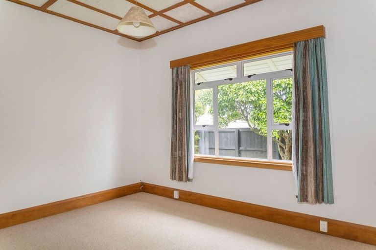 Photo of property in 5 Alexandra Street, Dannevirke, 4930
