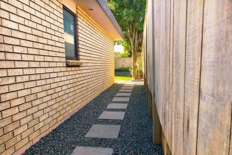 Photo of property in 20 Caragh Place, East Tamaki, Auckland, 2016