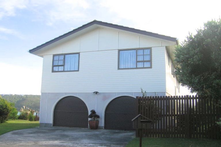 Photo of property in 7 Thurso Grove, Papakowhai, Porirua, 5024