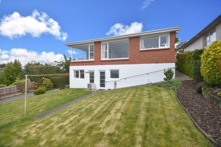 Photo of property in 11 Kenmure Road, Belleknowes, Dunedin, 9011