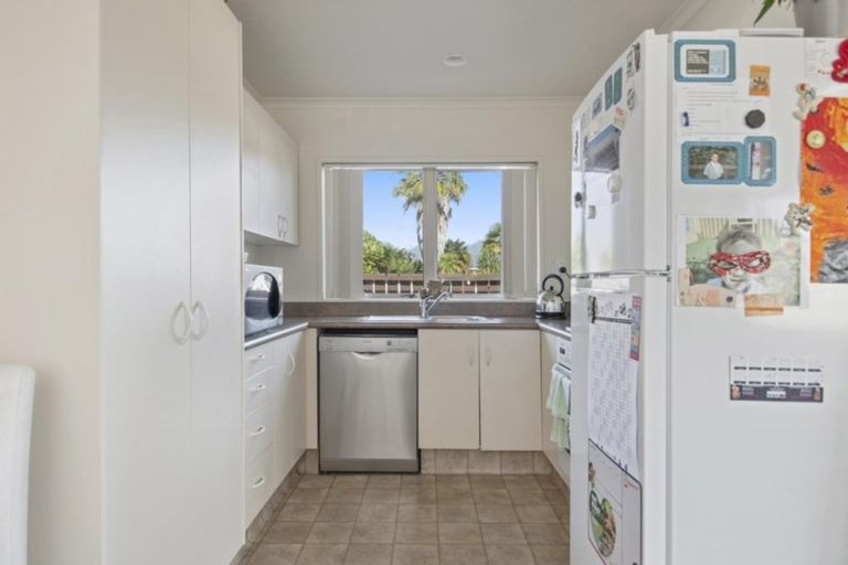 Photo of property in 83a Ngatai Road, Otumoetai, Tauranga, 3110