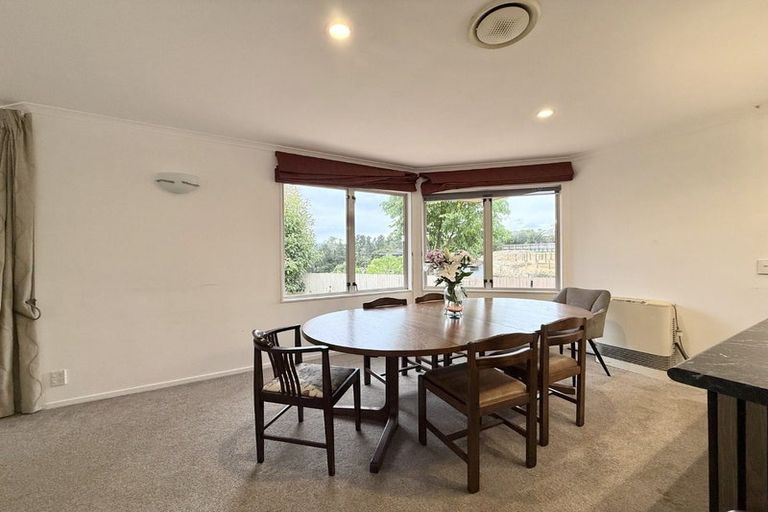 Photo of property in 14 Sylvan Way, Silverstream, Upper Hutt, 5019