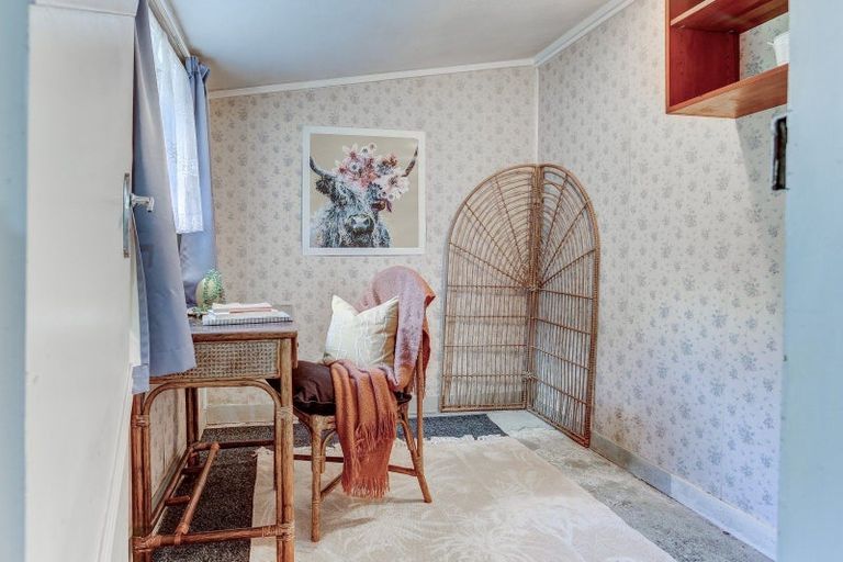 Photo of property in 49 Smith Street, Waverley, 4510