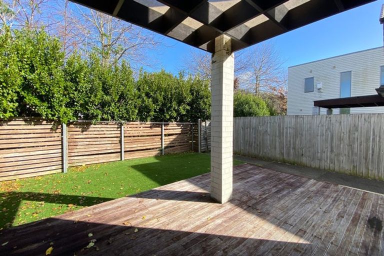 Photo of property in 3 Windfola Parkway, Takanini, 2112