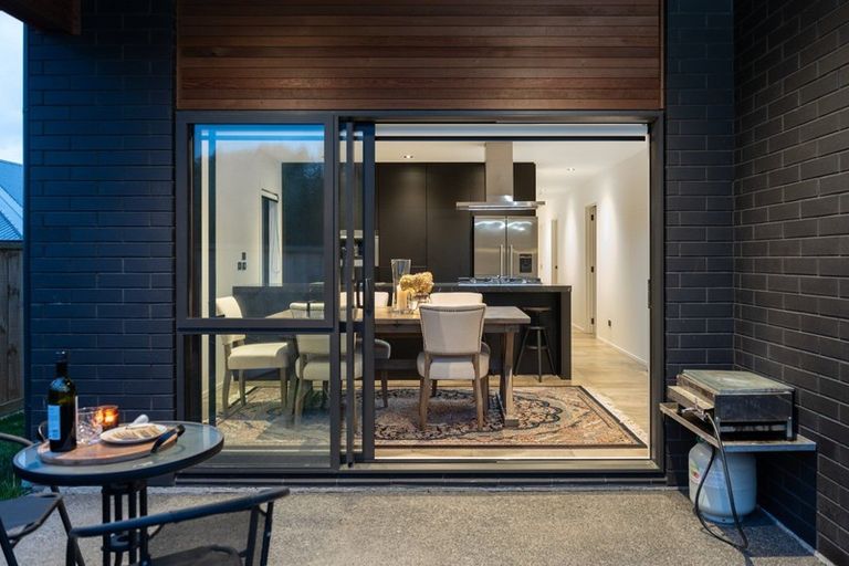 Photo of property in 24 Puhirake Crescent, Pyes Pa, Tauranga, 3112