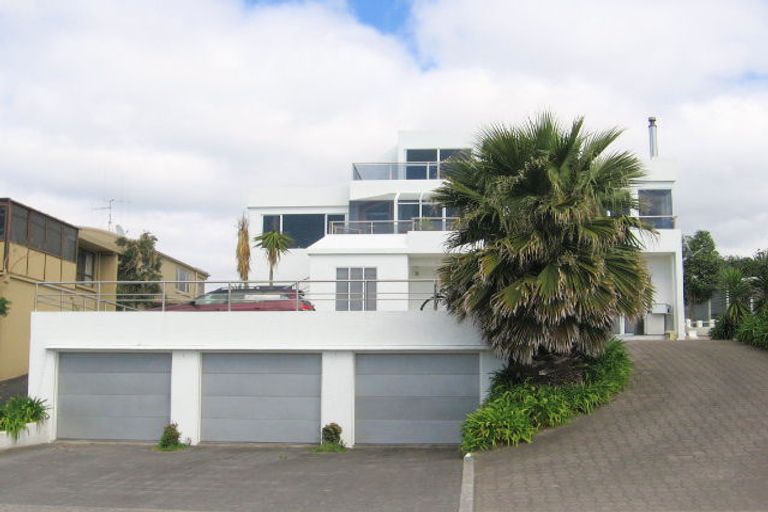 Photo of property in 144 Oceanview Road, Mount Maunganui, 3116