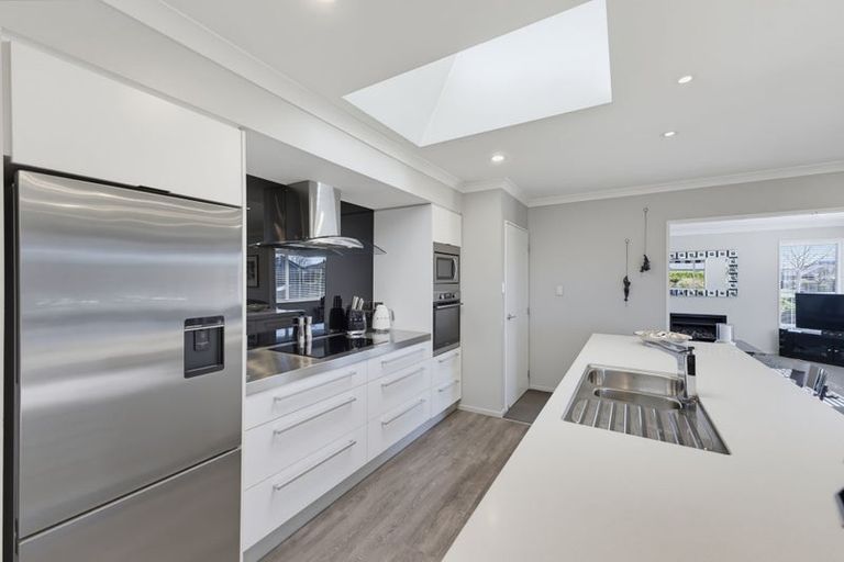 Photo of property in 25 Parklea Avenue, Halswell, Christchurch, 8025