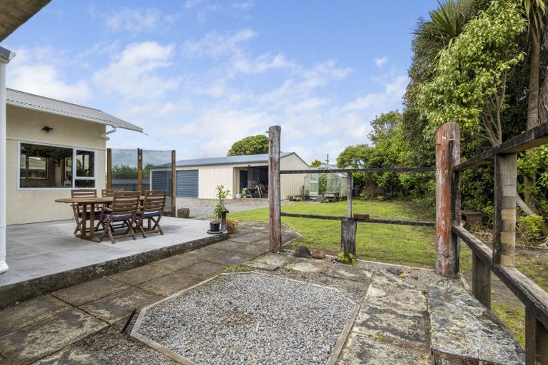 Photo of property in 15 Portia Street, Stratford, 4332