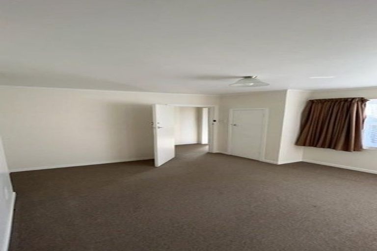 Photo of property in 16 Second Avenue, Avenues, Whangarei, 0110