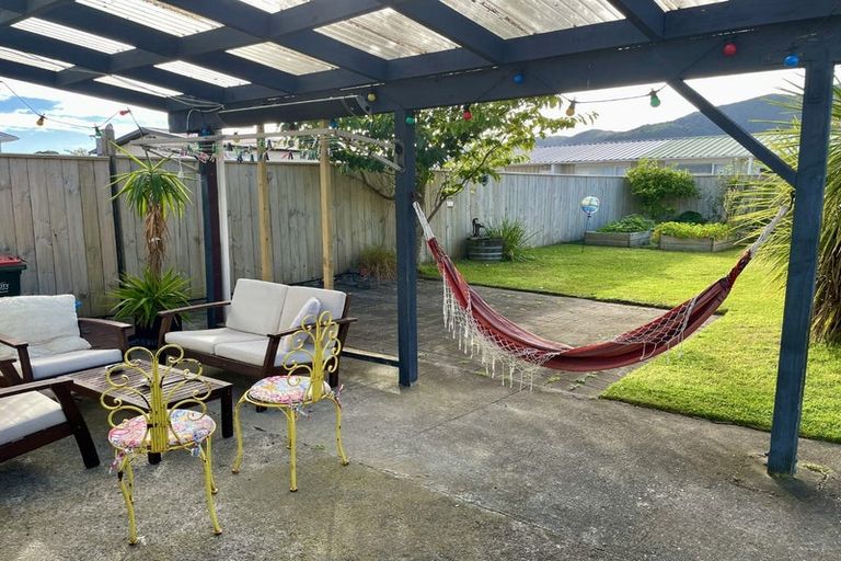 Photo of property in 30 Awamutu Grove, Waiwhetu, Lower Hutt, 5010