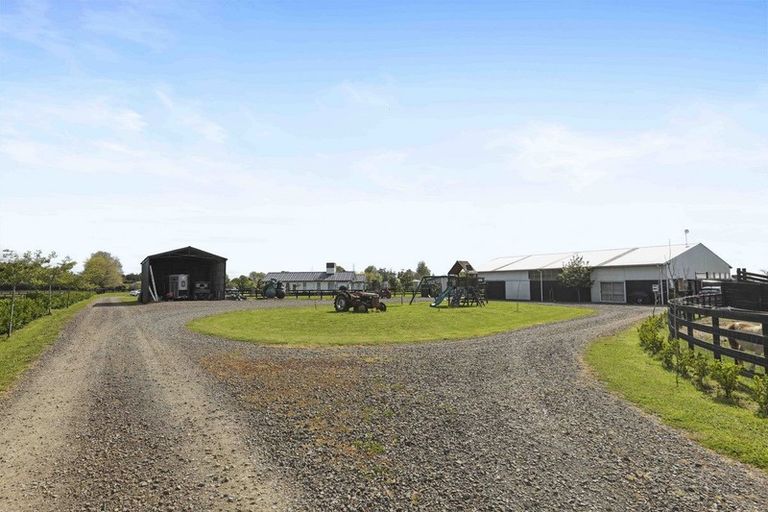 Photo of property in 27c Marshmeadow Road, Newstead, Hamilton, 3286