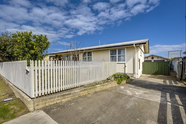 Photo of property in 49 Peterhead Avenue, Flaxmere, Hastings, 4120