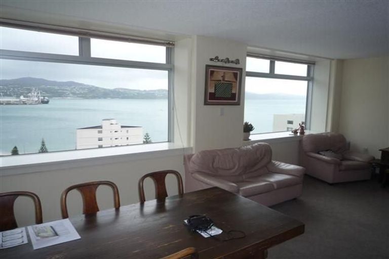 Photo of property in Jerningham Apartments, 20 Oriental Terrace, Oriental Bay, Wellington, 6011