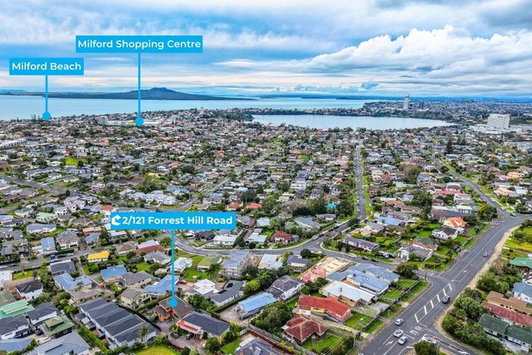 Photo of property in 2/121 Forrest Hill Road, Forrest Hill, Auckland, 0620