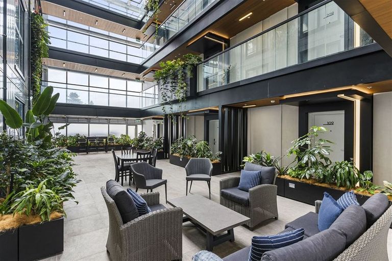 Photo of property in The Victor, 109/4 Bute Road, Browns Bay, Auckland, 0630