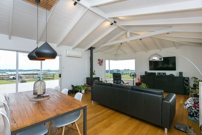 Photo of property in 205 King Road, Inglewood, 4386