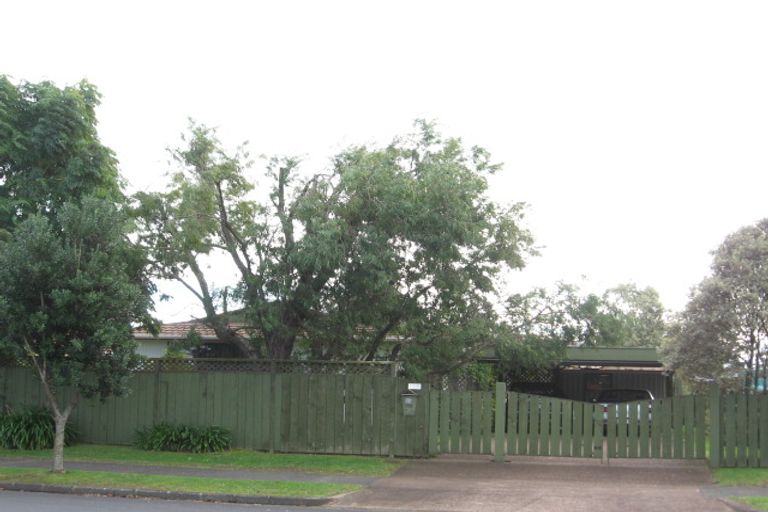 Photo of property in 59 Carnoustie Drive, Wattle Downs, Auckland, 2103