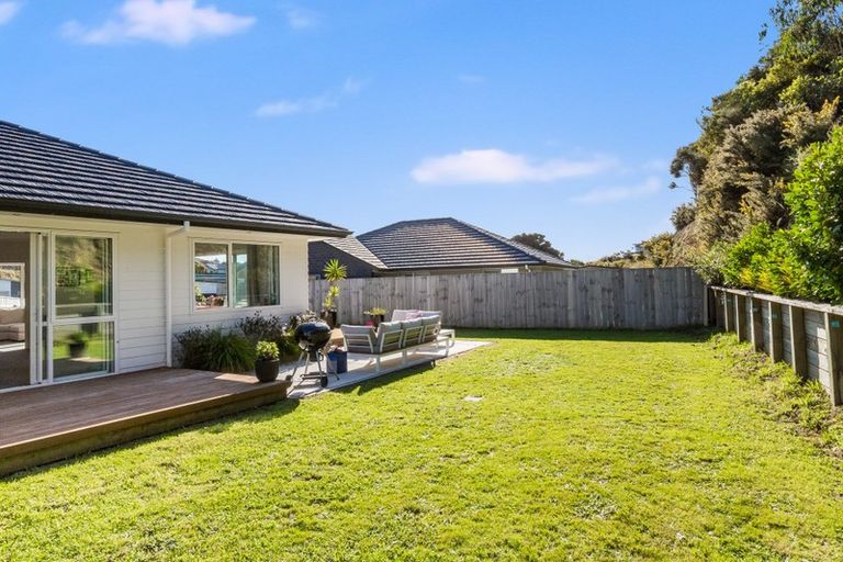 Photo of property in 26 Banks Boulevard, Whitby, Porirua, 5024