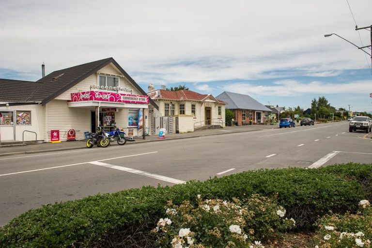 Photo of property in 151 High Street, Oxford, 7430