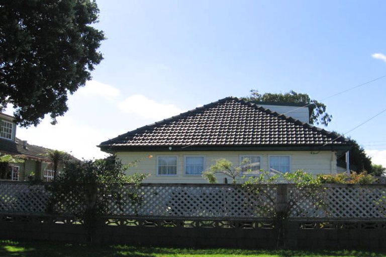 Photo of property in 25 North Street, Petone, Lower Hutt, 5012