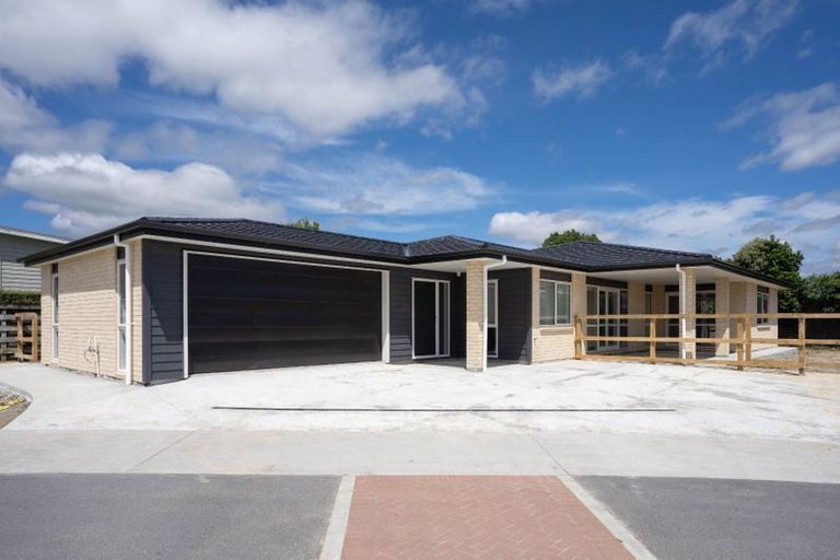 Photo of property in 22 Cobb Place, Otaki, 5512