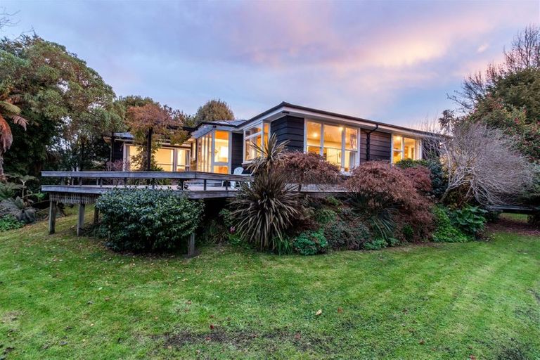 Photo of property in 9 Joyce Crescent, Ilam, Christchurch, 8041