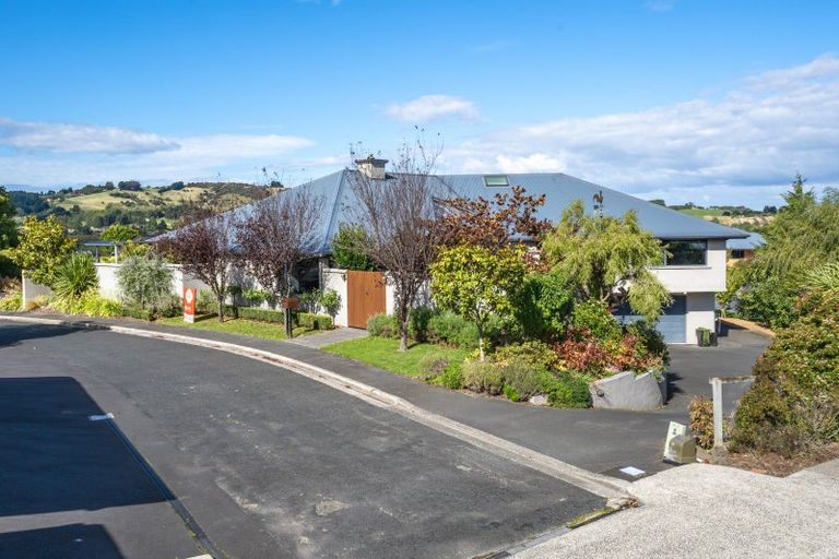 Photo of property in 10 Sunninghurst Drive, Fairfield, Dunedin, 9018