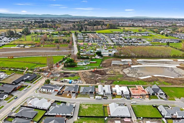 Photo of property in 10 Elsie Lange Way, Casebrook, Christchurch, 8051