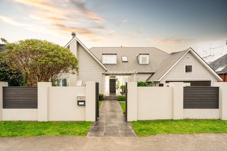 Photo of property in 64 Friend Street, Karori, Wellington, 6012
