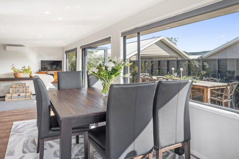 Photo of property in 14 Lakemere Way, Kinloch, Taupo, 3377