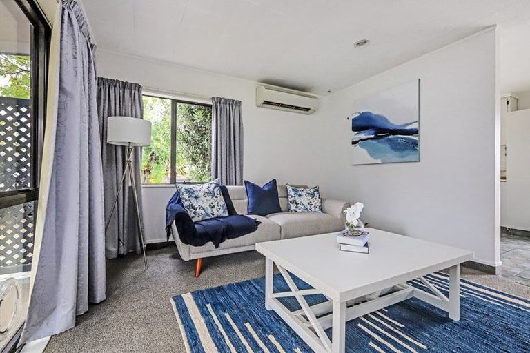 Photo of property in Hawkes Bay Furniture Co, 7 Martin Dale, Raureka, Hastings, 4120