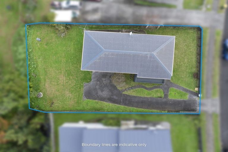 Photo of property in 53 Edgewater Parade, Waiuku, 2123