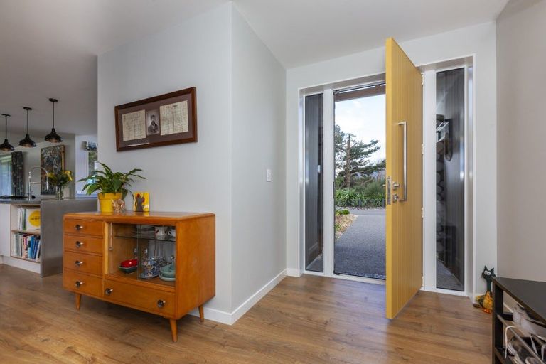 Photo of property in 20 Te Heke Place, Waikanae, 5036