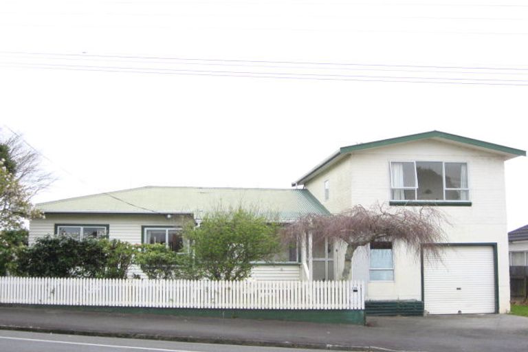 Photo of property in 114 Carrington Street, Lower Vogeltown, New Plymouth, 4310