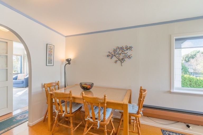 Photo of property in 36 Moana Road, Paraparaumu, 5032