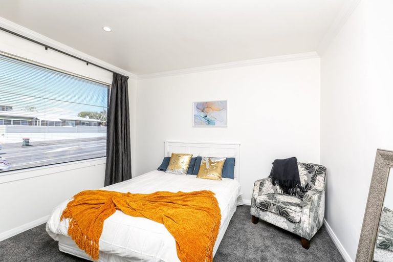 Photo of property in 401 Devon Street East, Strandon, New Plymouth, 4312