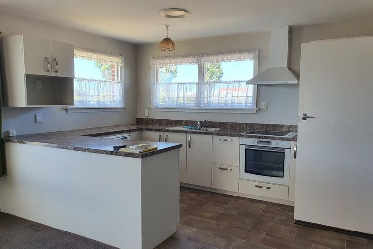 Photo of property in 797 Main North Road, Belfast, Christchurch, 8051