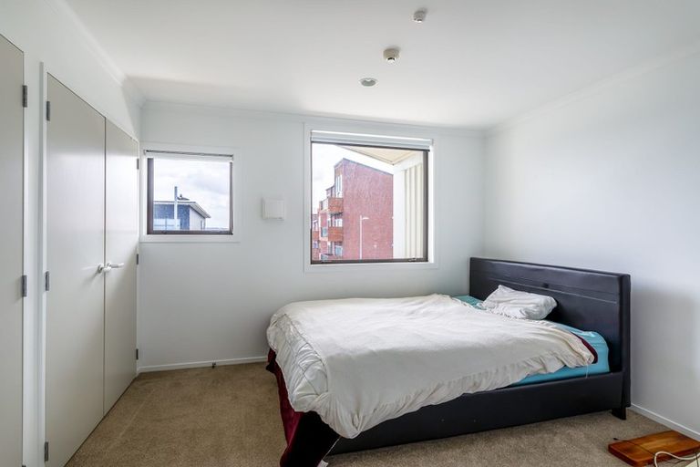 Photo of property in 2b Harakeke Road, Hobsonville, Auckland, 0616