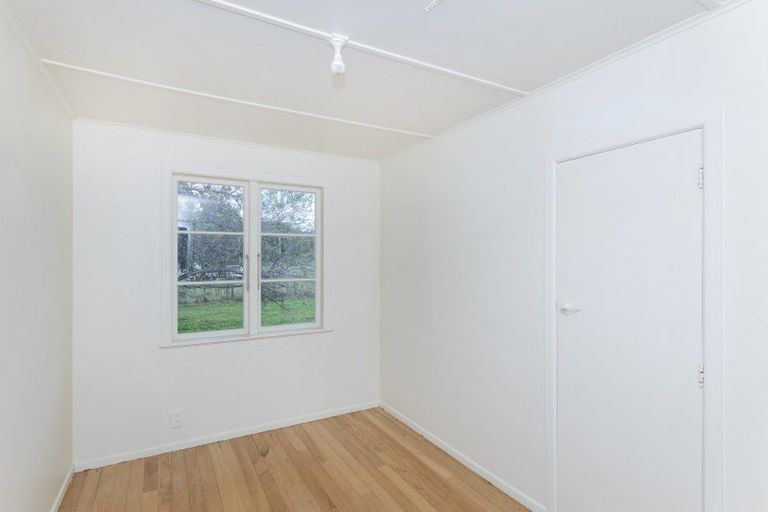 Photo of property in 12 Hetata Street, Whatatutu, Te Karaka, 4094