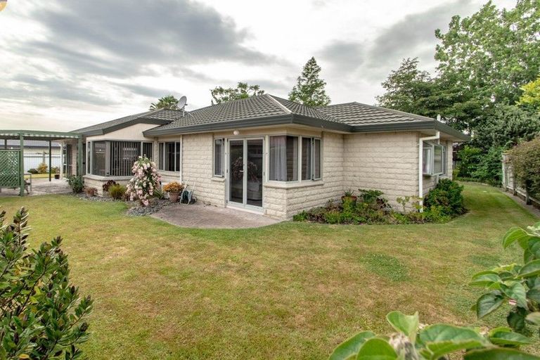 Photo of property in 68 Whiting Crescent, Greenmeadows, Napier, 4112