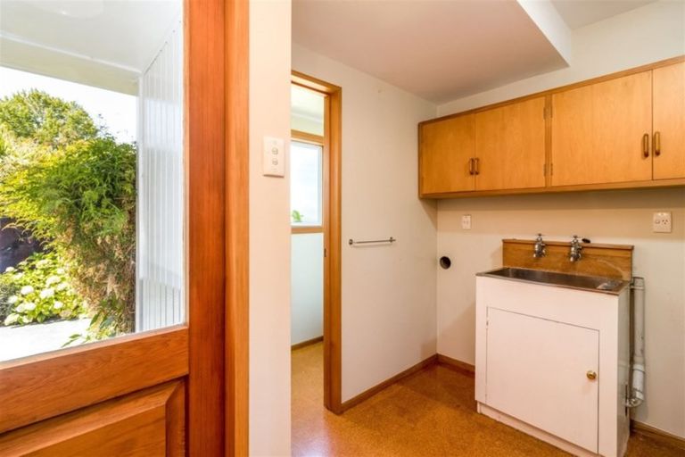 Photo of property in 6 Thornycroft Street, Fendalton, Christchurch, 8052