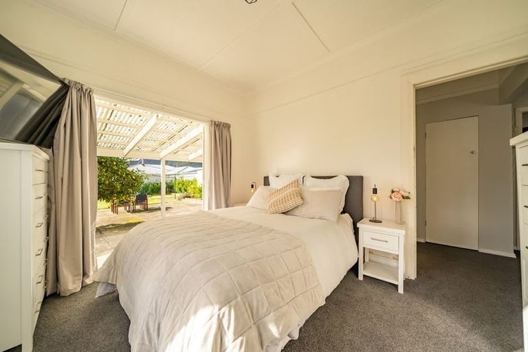 Photo of property in 3 Malone Road, Waterloo, Lower Hutt, 5011