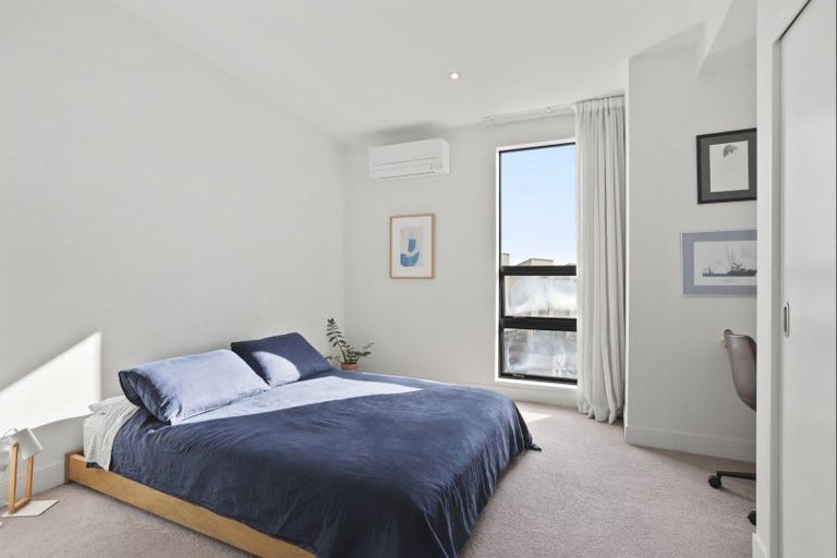 Photo of property in 250 Hobsonville Point Road, Hobsonville, Auckland, 0616