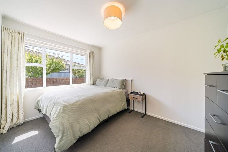 Photo of property in 20a Holyoake Crescent, Avalon, Lower Hutt, 5011