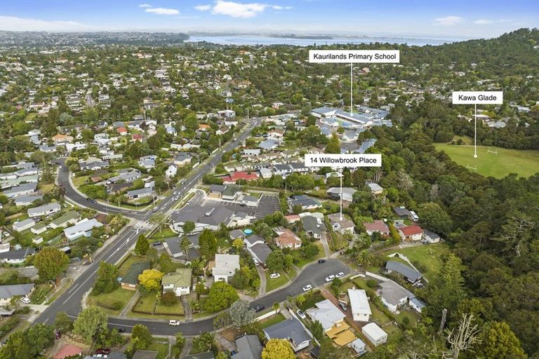 Photo of property in 14 Willowbrook Place, Titirangi, Auckland, 0604