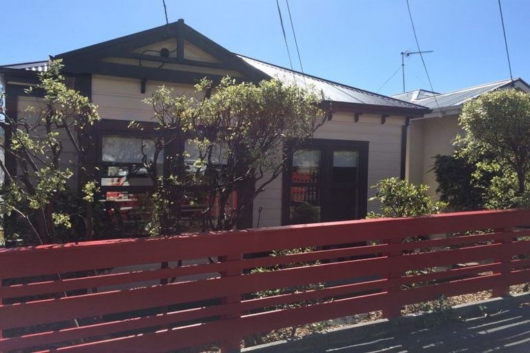 Photo of property in 28 Hiropi Street, Newtown, Wellington, 6021